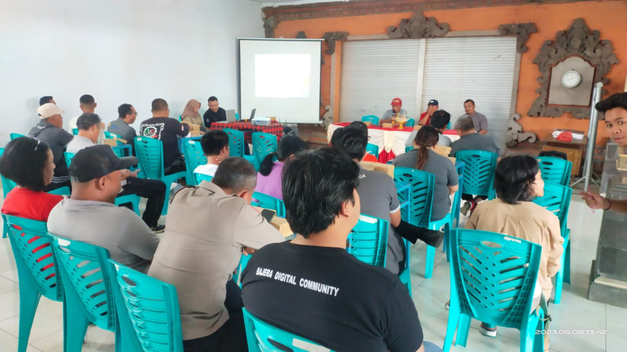 PELATIHAN PENGUATAN LAYANAN ADMINISTRASI DESA BERBASIS DIGITAL